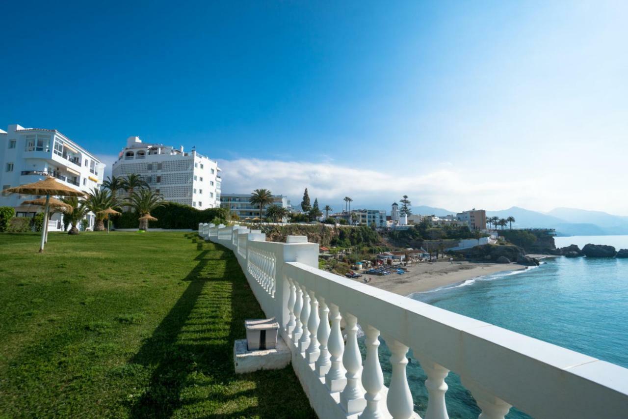 Palmeras 55 Menyber Apartamento Nerja Exterior foto