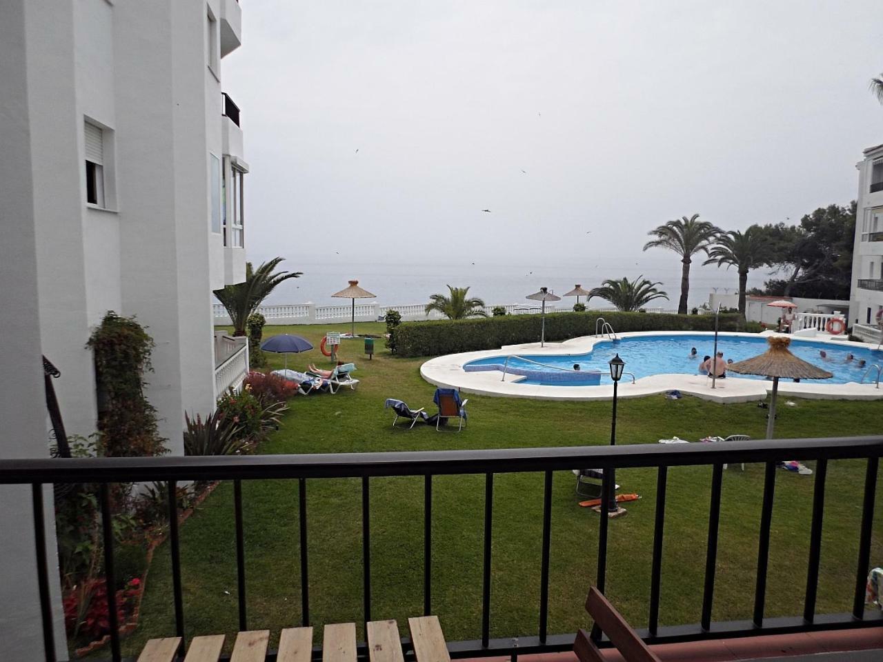 Palmeras 55 Menyber Apartamento Nerja Exterior foto